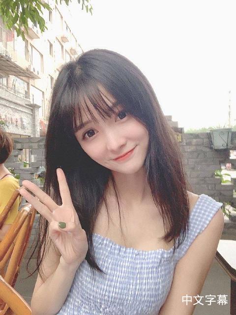 卡拉·迪瓦伊的作𴾎