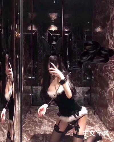谢琳·伍德蕾的作𴾐