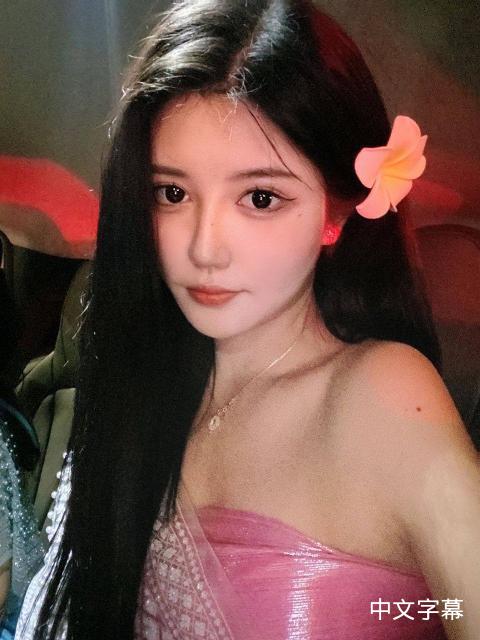 玛丽莎·达维拉的作𴾎