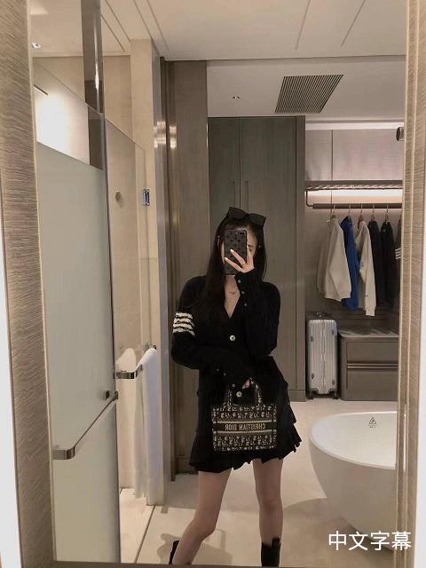 罗纳德·乔·瓦斯奎兹的作𴾏