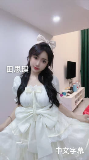 朱莉·克里斯蒂的作𴾏
