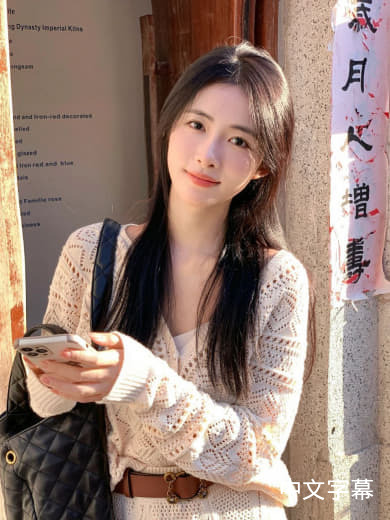 梅丽莎·乔治的作𴾐