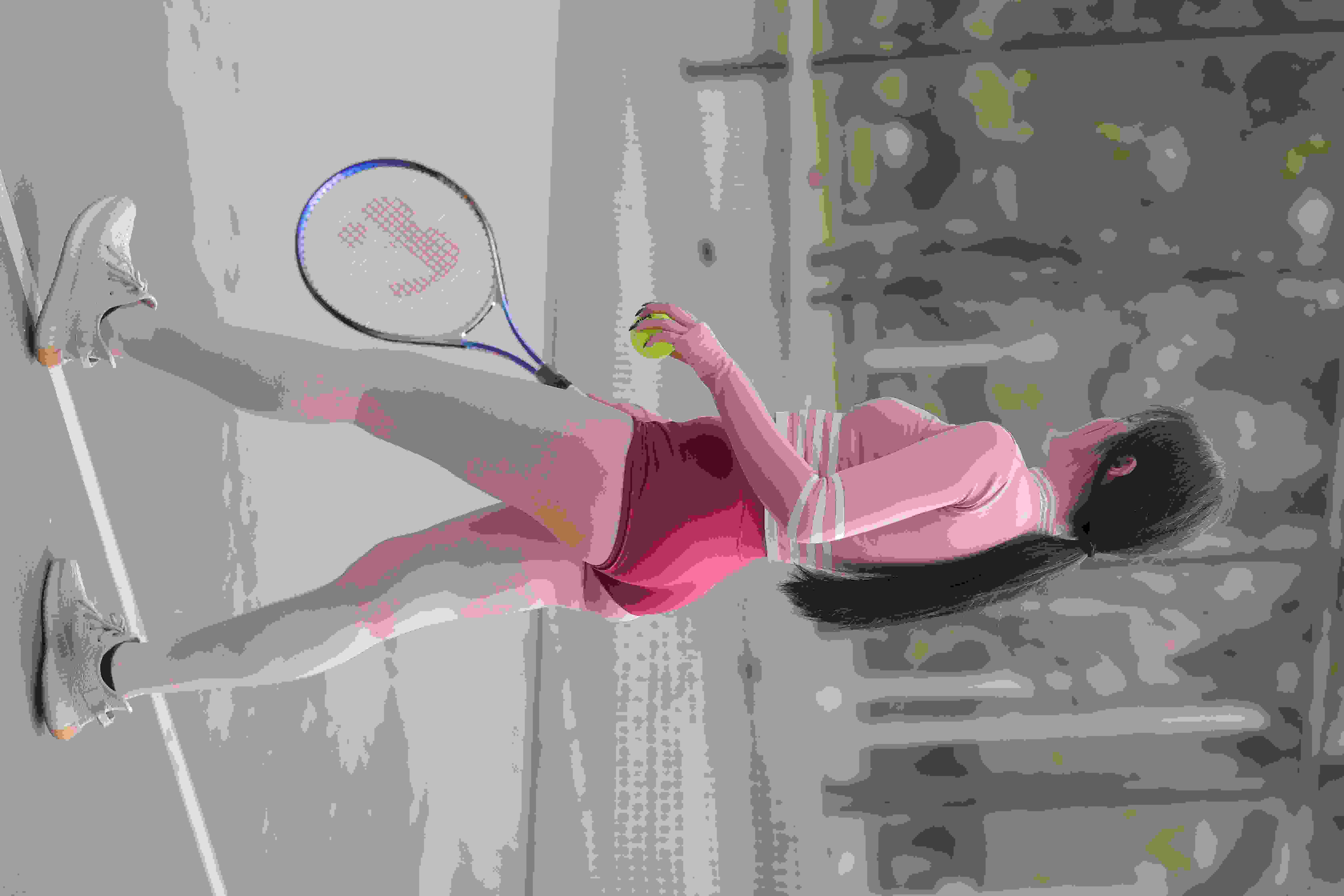 蒂姆·麦考伊的作𴾐