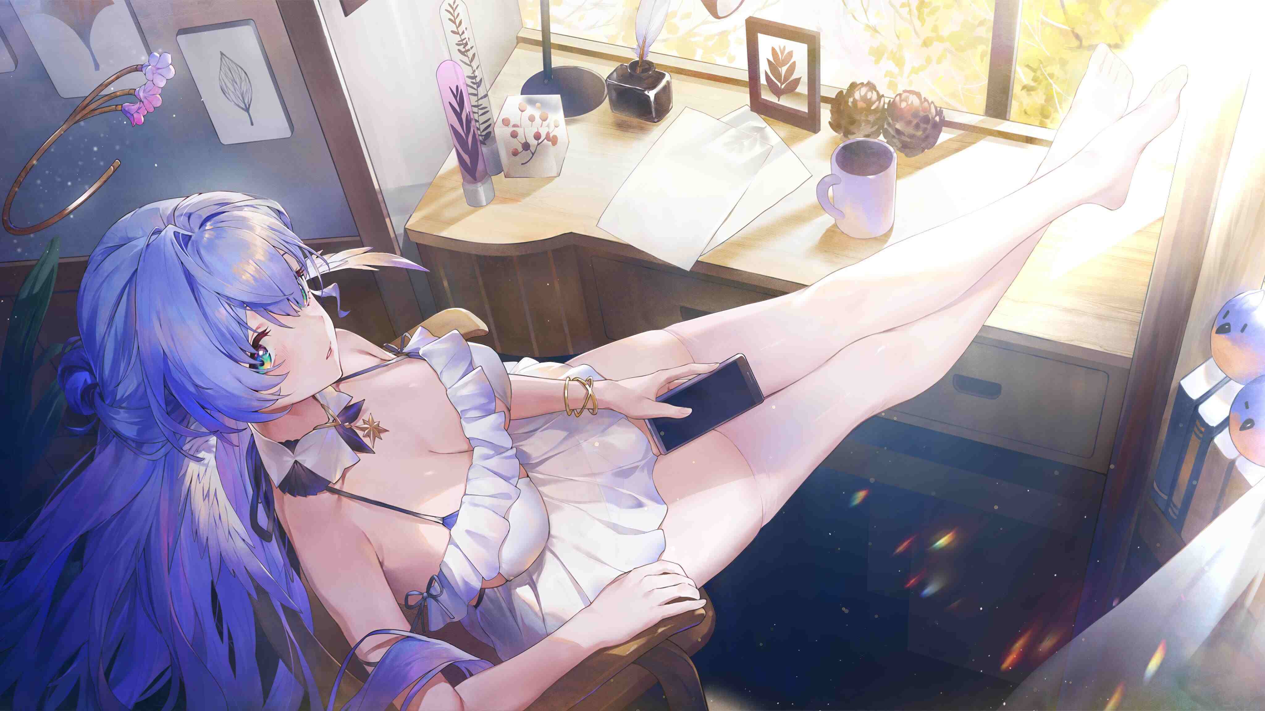 伊夫林·布洛初的作𴾏