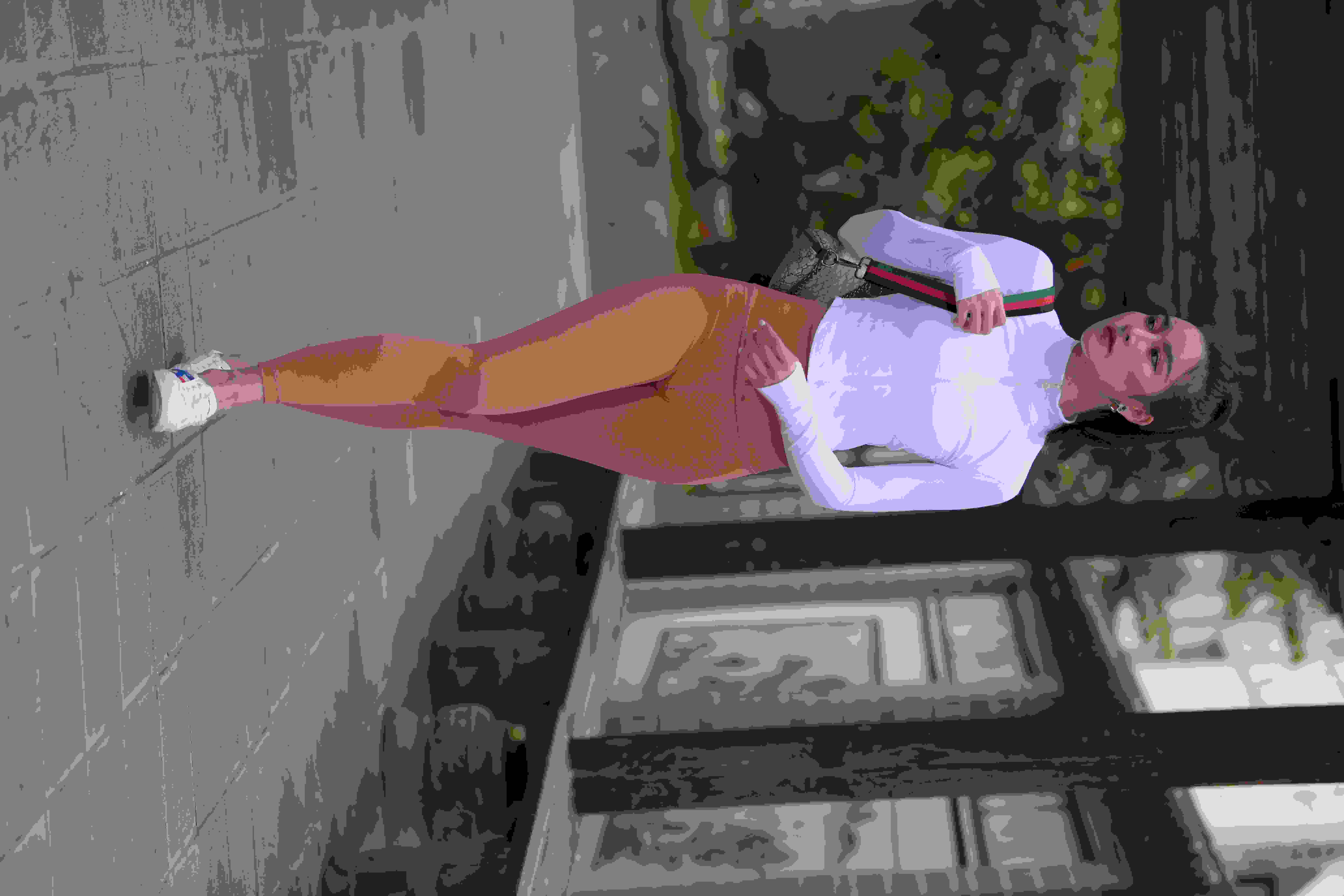 桂纶镁的作𴾌