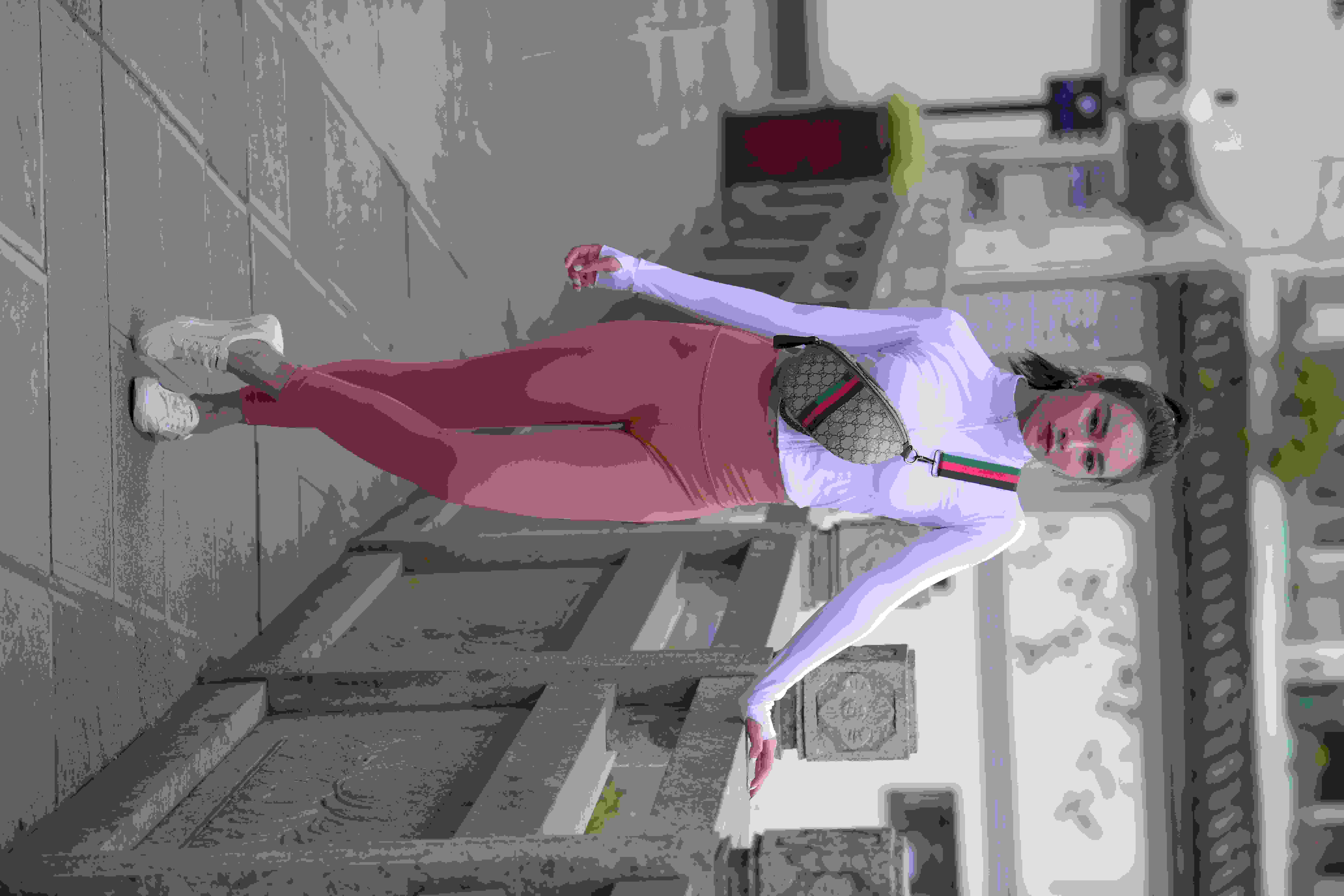 王曼诗的作𴾎