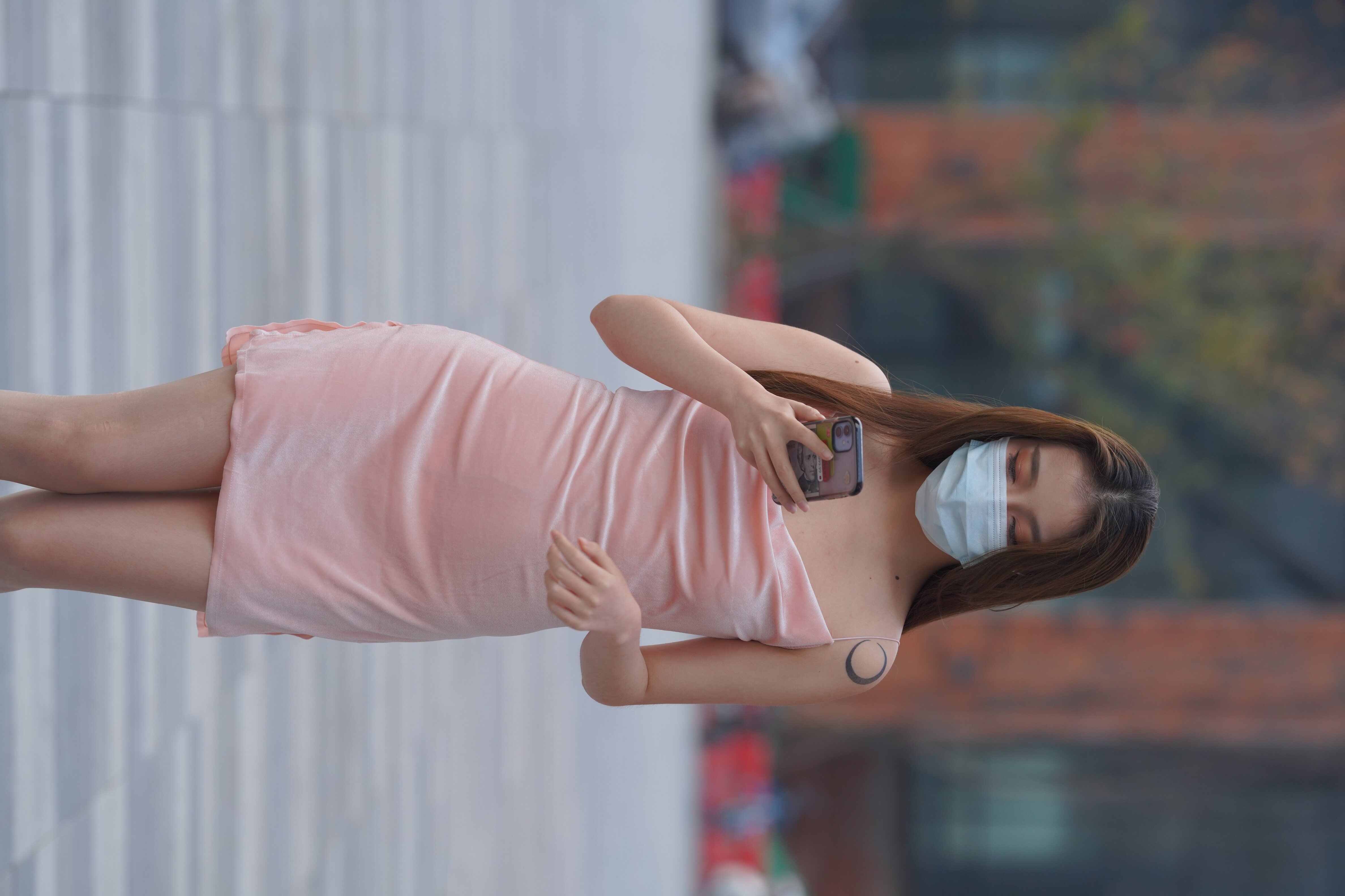 吴育刚的作𴾐