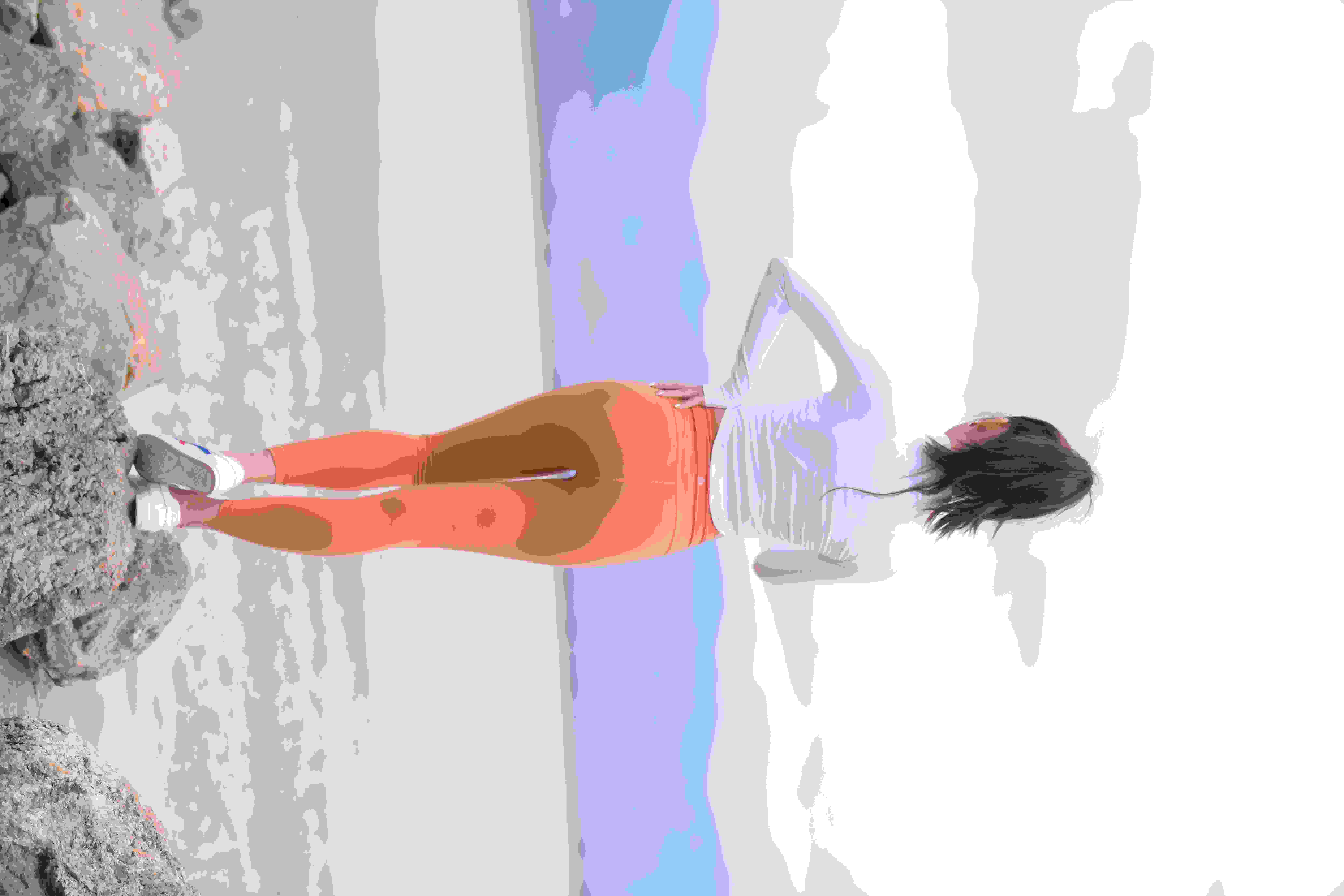伯尼·凯西的作𴾌