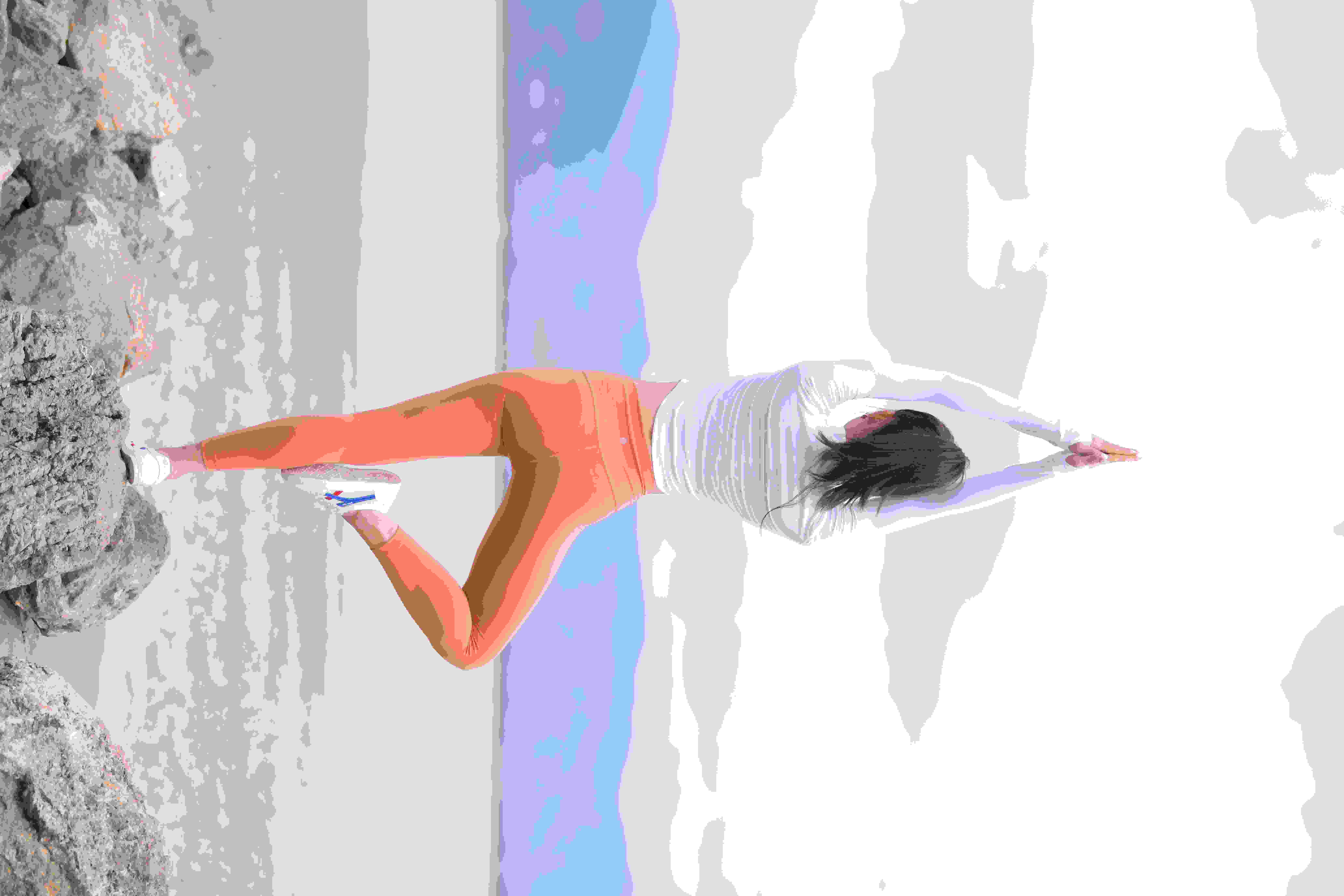 皮特·J.加里的作𴾏