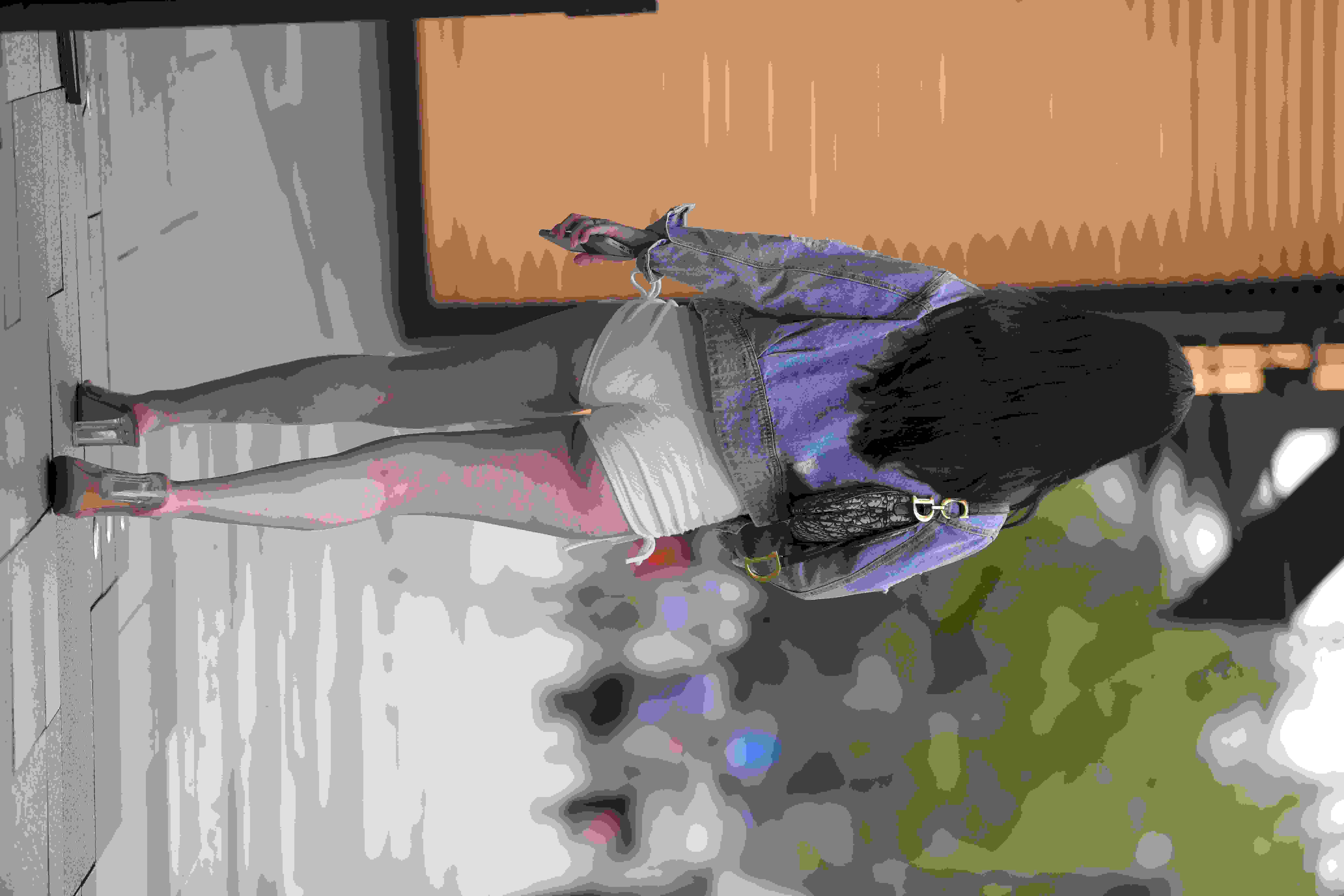 麦克劳德·安德鲁斯的作𴾌