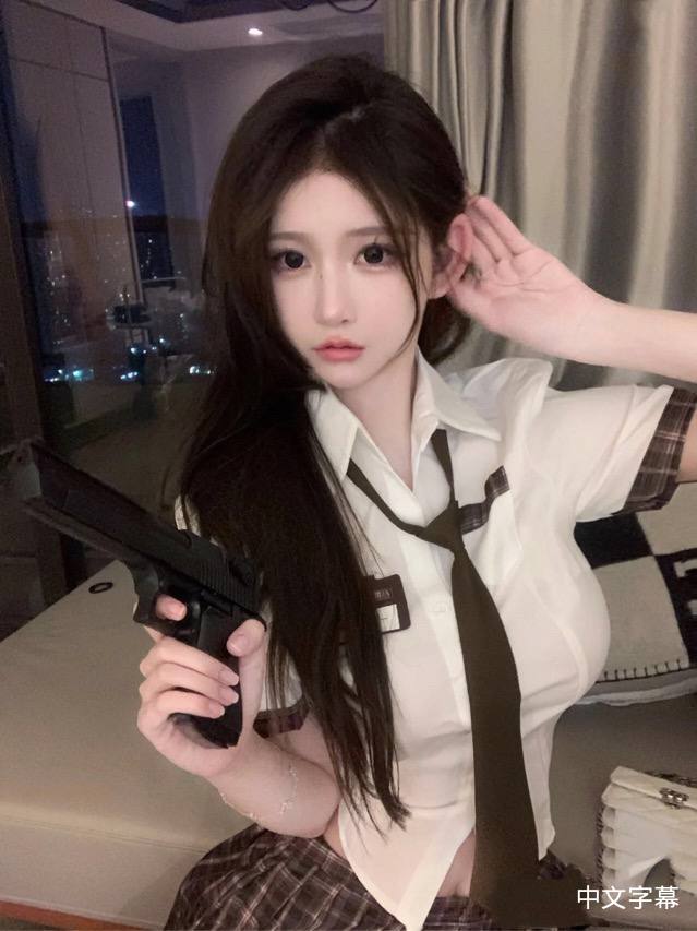凯姆·吉甘戴的作𴾍